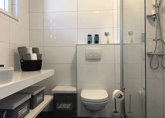 Ada *