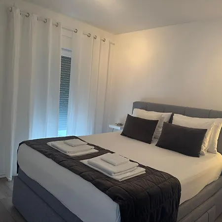 Apartament Ada Vis