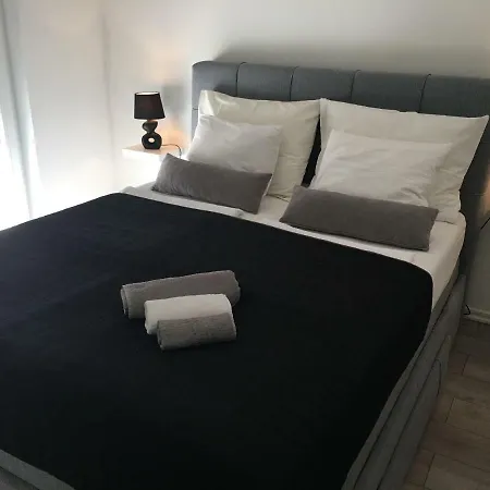 Apartament Ada Vis
